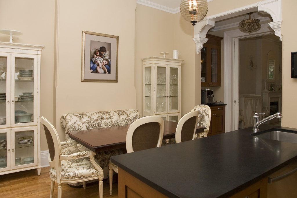 1111 Bloomfield din Singleton Galmann Realty