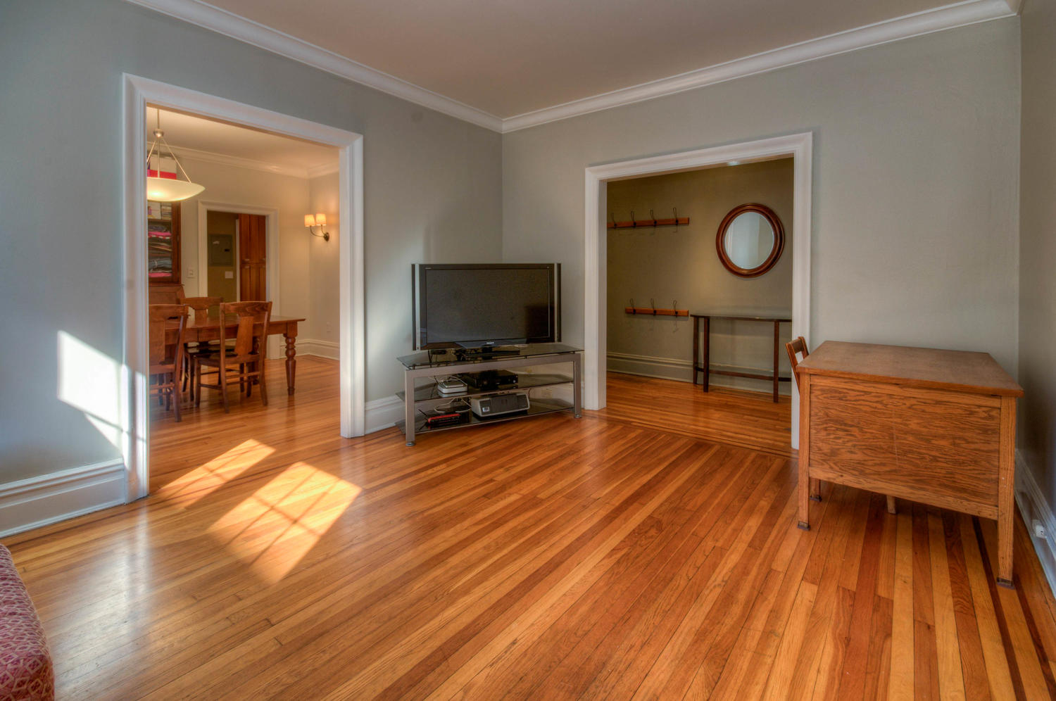 1000 Hudson St., 103 Singleton Galmann Realty