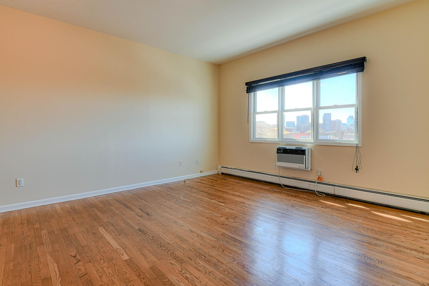 501 Adams St., 5B Singleton Galmann Realty